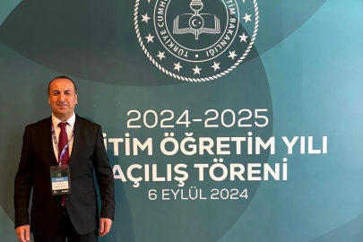 Halil Yücel "Eğitim Öğretim yılı Açılışı, Eğitim Teknolojileri AR-GE ve Kalite Zirvesi" ne katıldı