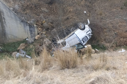 Banaz’da Trafik Kazası…Sürücü Ağır Yaralandı…