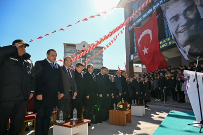 Hayır sever Naime-Nori Demir tarafından yaptırılan İmam Hatip Ortaokulu açıldı