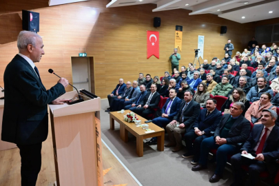 Prof. Dr. M. Naci Bostancı Öğretmen Akademisine katıldı "Öğretmenlik insanla uğraşma sanatıdır"