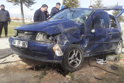 ULUBEY'İN AVGAN MAHALLESİNDE KAZA : 5 YARALI